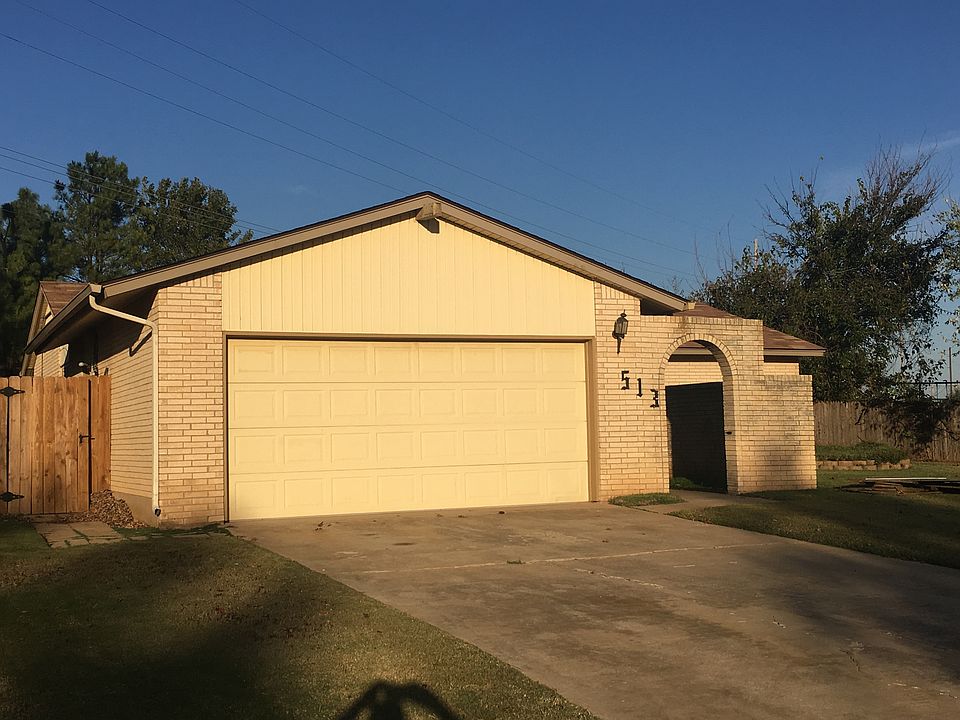 1st image of 513 Greenwood Dr