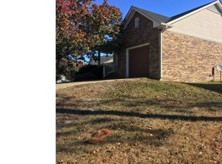 115 Kristin Ave, Spring Lake, NC 28390