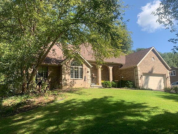 2nd image of 5000 Center Ct