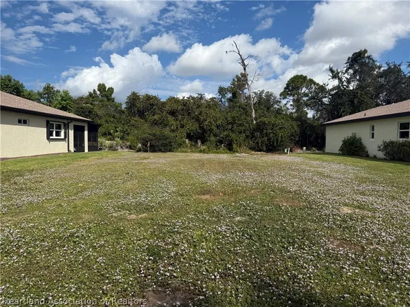 9 Jasmine St, Lake Placid, FL 33852