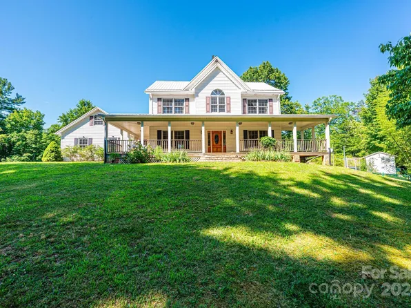 1664 Ticknock Way, Lenoir, NC 28645