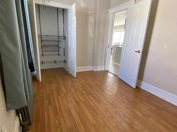 5th image of 82 Planten Ave Floor 1