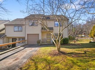 103 Hunters Run, Dobbs ferry, NY 10522