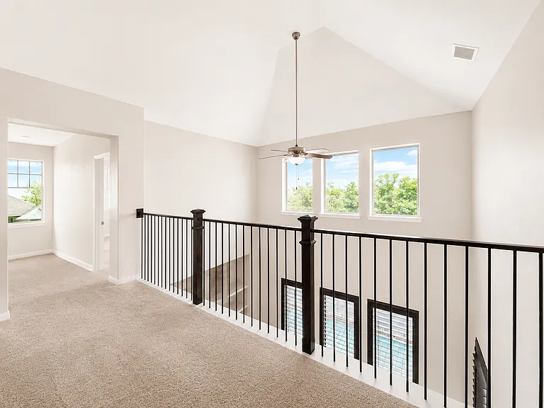 1053 Emil Pl — Photo 22
