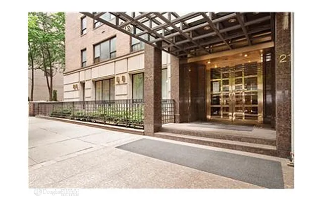 Rented by Douglas Elliman | media 26