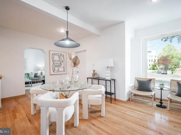 207 R St NW APT 3, Washington, DC 20001