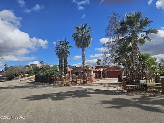 2nd image of 714 E Skyline Dr