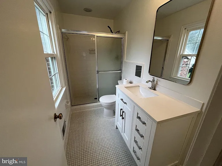 6301 Evermay Dr — Photo 11