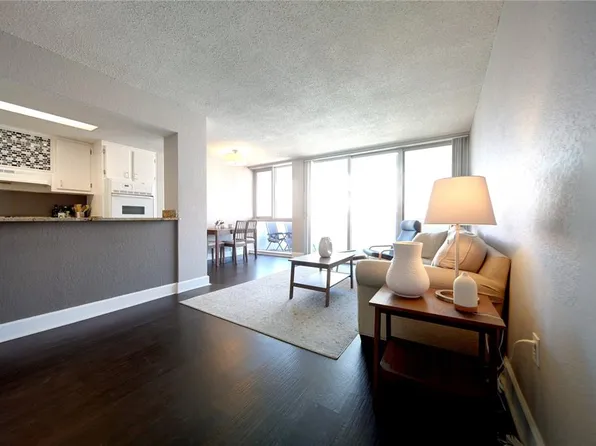 470 3rd St S Unit 612, St Petersburg, FL 33701