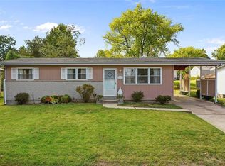 2225 Love Ln, Florissant, MO
