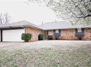 2332 Pinon Pl, Edmond, OK 73013