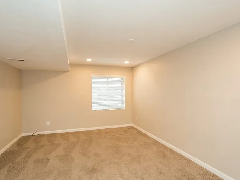 9822 Kenton Cir — Photo 9
