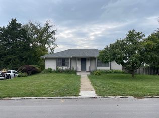 2414 S 41st St, Omaha, NE 68105