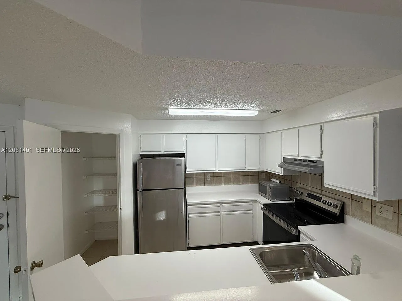 Marina Oaks Condo — Photo 1