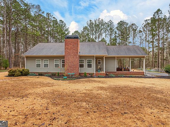 3rd image of 1553 S Walkers Mill Rd