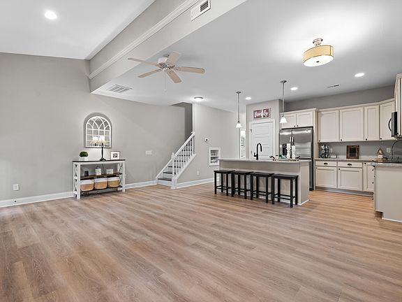 4th image of 1567 Quail Cir
