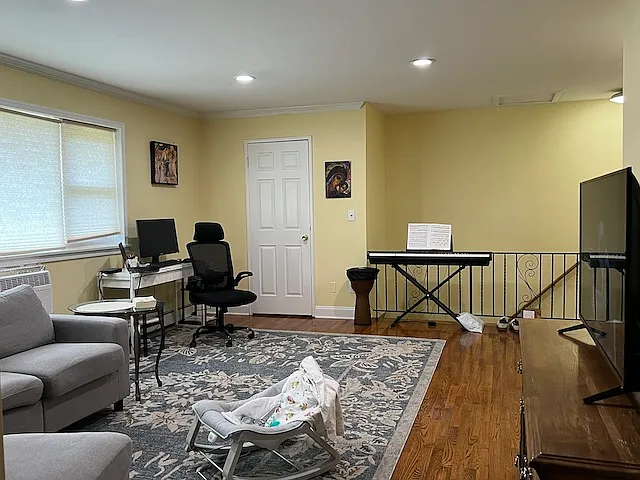 2-22 Virginia Dr #B — Photo 3
