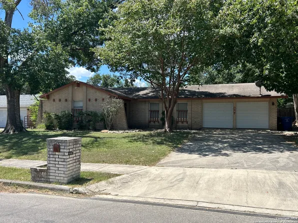 4910 El Gusto, San Antonio, TX 78233