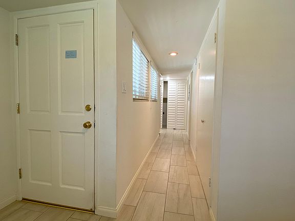 3rd image of 1915 Speyer Ln APT A