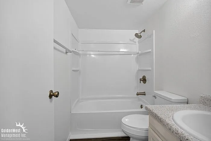 2209 W Belmont Ave #5 — Photo 18