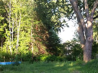 36721 N Ridge Rd, Ingleside, IL 60041