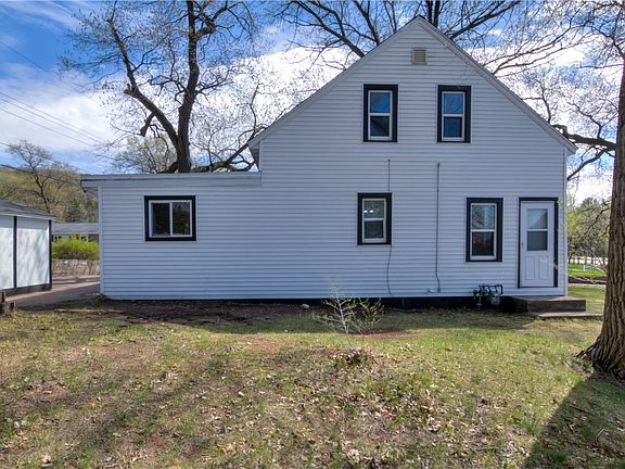 4th image of 1203 Boulevard Place