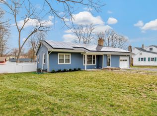 13 Grace Ct, Bethel, CT 06801