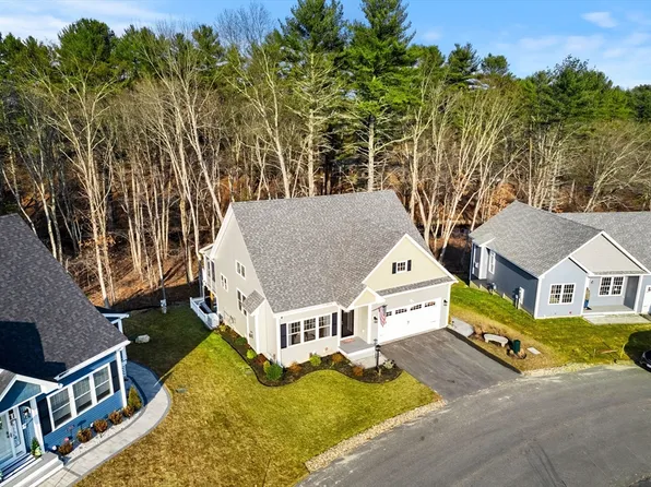 6 Saturn Way #6, Pelham, NH 03076