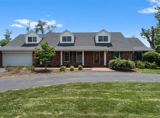 1411 Willow Way, Bowling Green, KY 42103