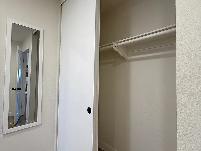 4639 Executive Dr — Photo 27