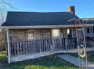 105 Stone St, Fairview, WV 26570