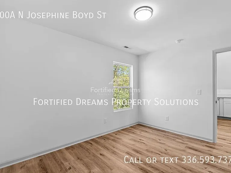 700A N Josephine Boyd St — Photo 20