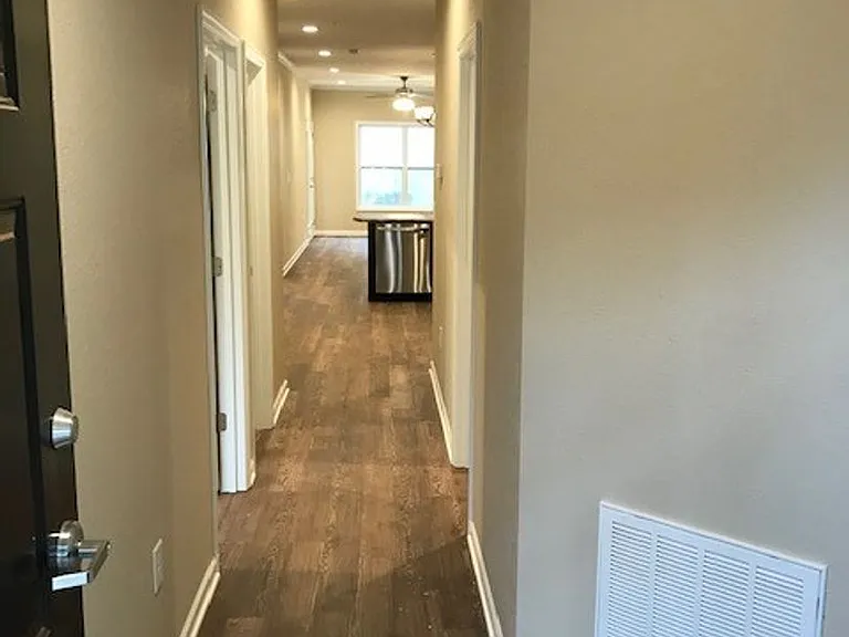 2316 Speedway Blvd — Photo 3