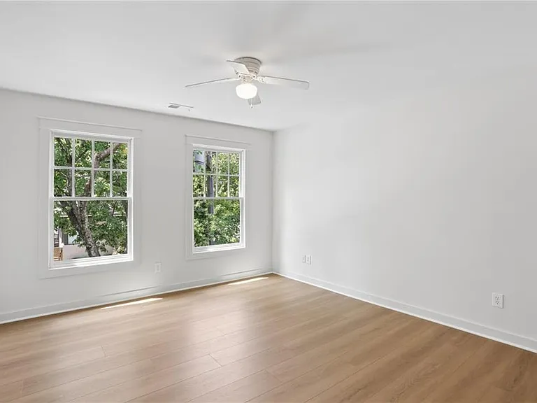292 Fortune St NE #C — Photo 17