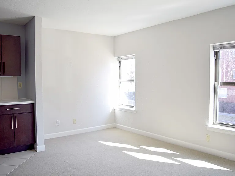 Kenwood — Photo 25