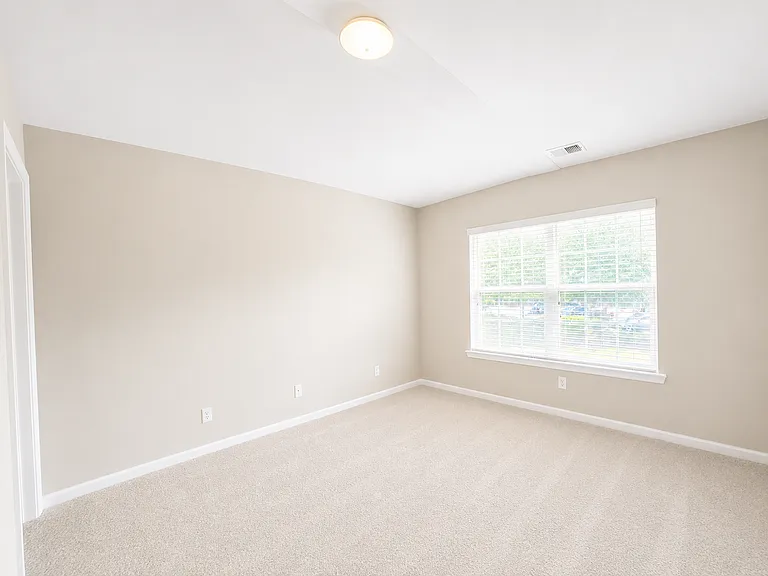 56 Winter Lake Cir — Photo 10