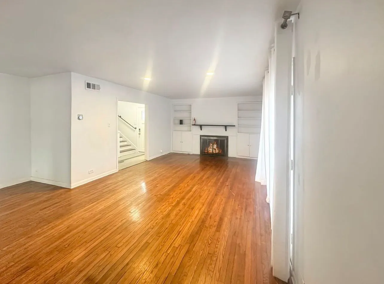 274 E Edgewood Pl — Photo 2
