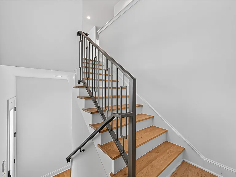 2311 Rutland St #A — Photo 15
