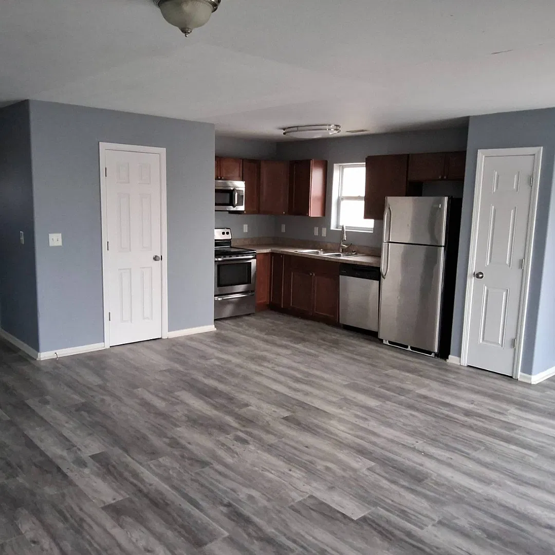 3 Bedroom Townhouse for Rent at Watford City — Photo 2