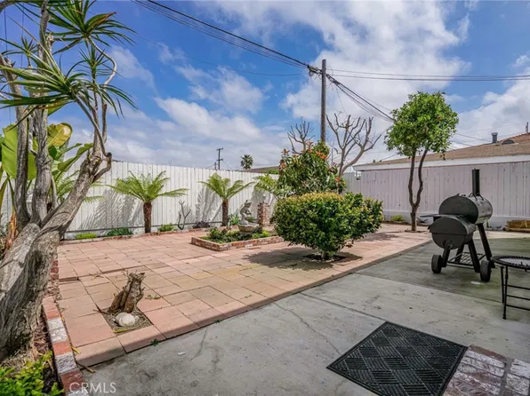 4543 W 168th St, Lawndale, CA 90260