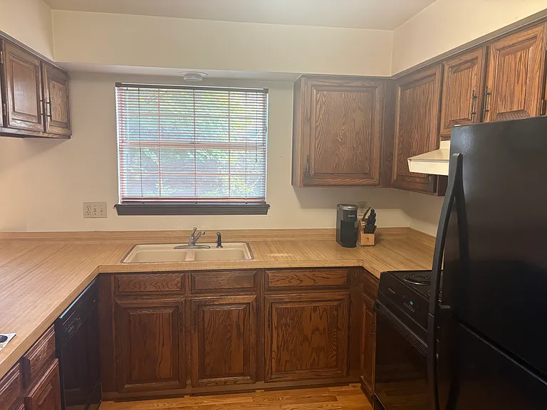 8651 E Amherst Dr — Photo 18
