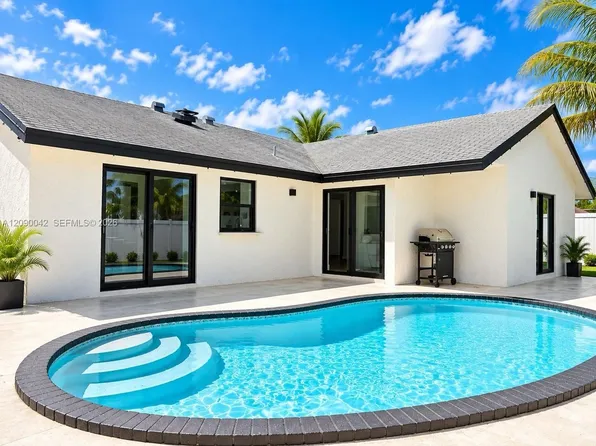 8211 SW 4th Pl #1, Pompano Beach, FL 33068