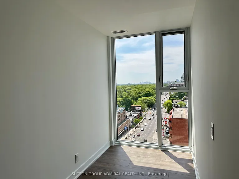 1660 Bloor St W #1110 — Photo 14
