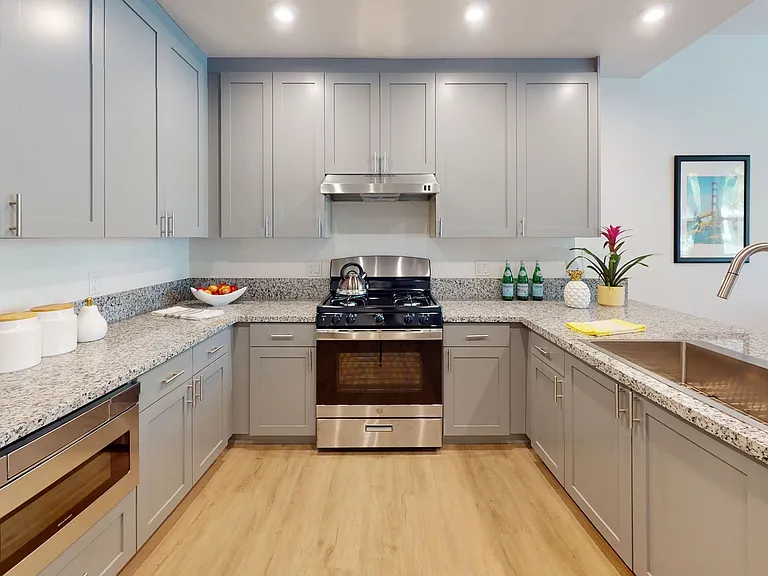 1001 Doubles Dr — Photo 10