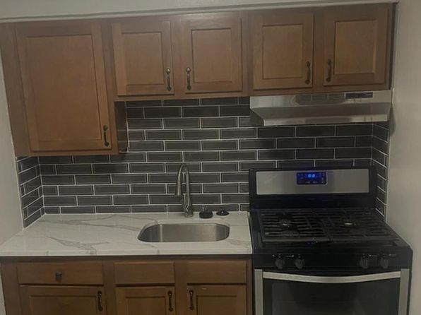 6137 Chinquapin Pkwy #2
