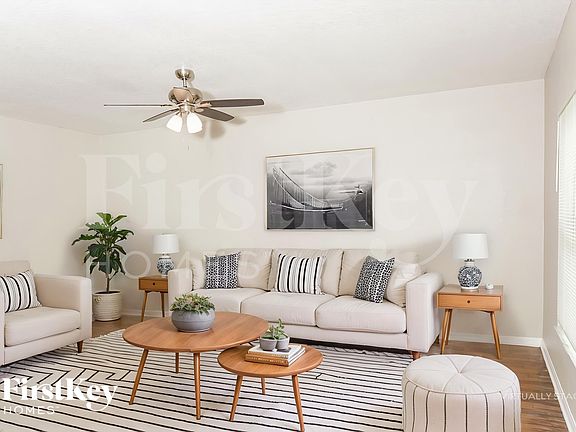 4th image of 5351 Sylvania Ave