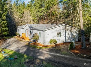 1674 Gardiner Beach Rd, Sequim, WA 98382