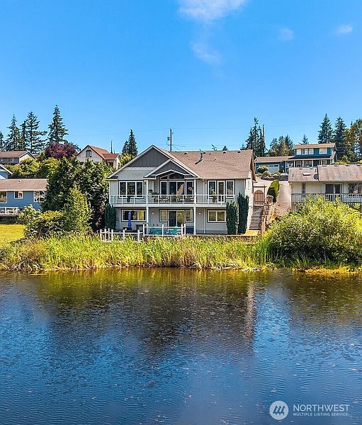2nd image of 299 Lochwood Drive