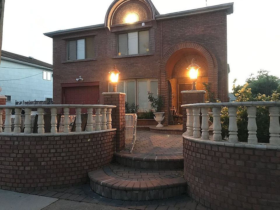 2nd image of 330 Arlene St