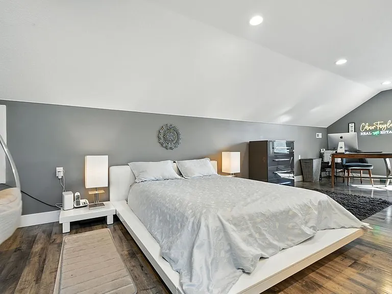 2407 E Mill Plain Blvd — Photo 24
